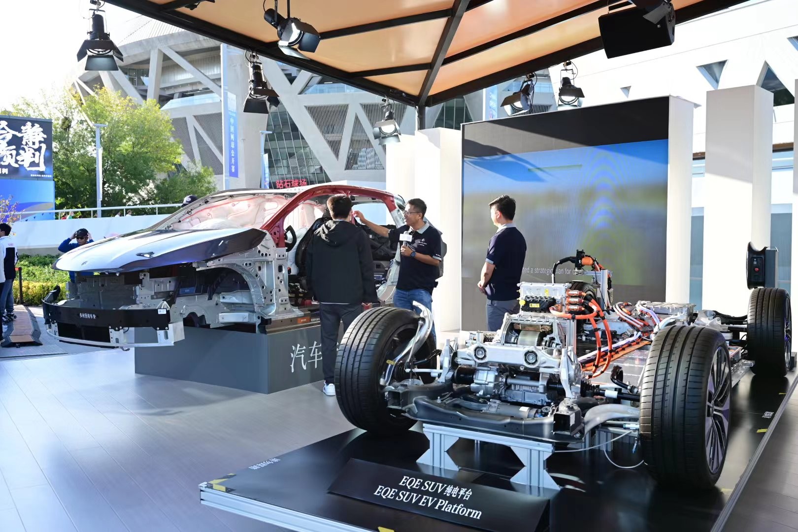 中场的连接 中场的连接