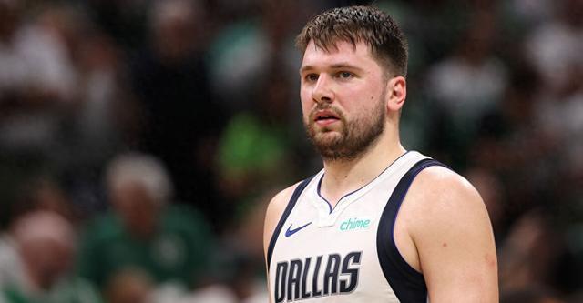 她不仅为中 她不仅为中