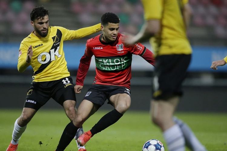 体育作为连 体育作为连